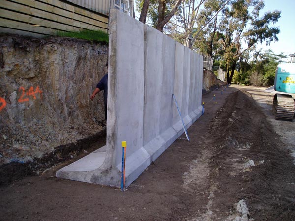 l-walls-America.jpg